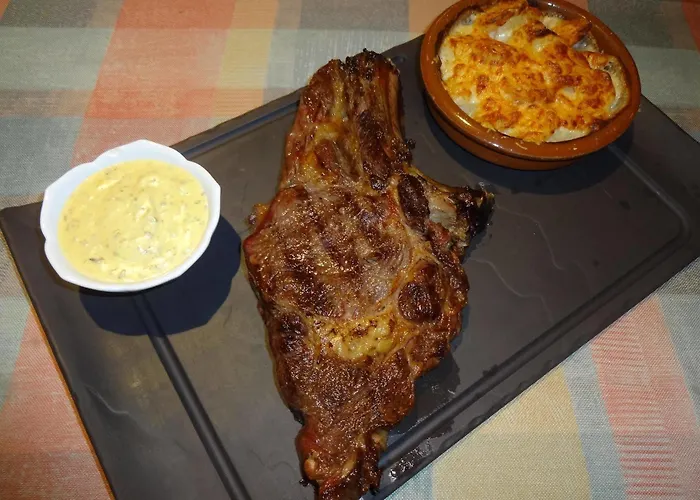 Hotel Logis Le Pan De Bois