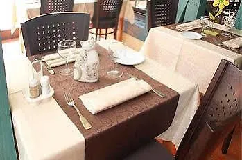 Logis Le Pan De Bois 2* Bréviandes